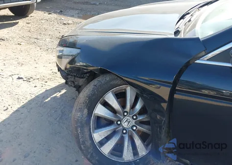 2010 Honda Accord 2.4 Ex-L from USA, damaged, VIN 1HGCP2F84AA063178